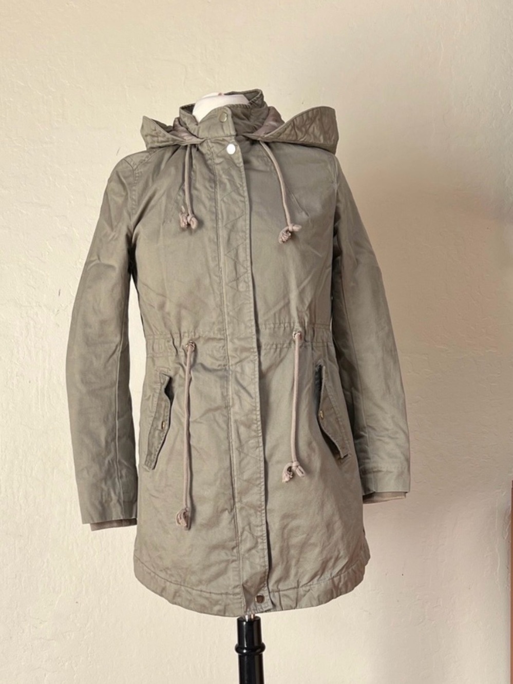 Women's Divided Hooded Anorak Jacket - Taupe